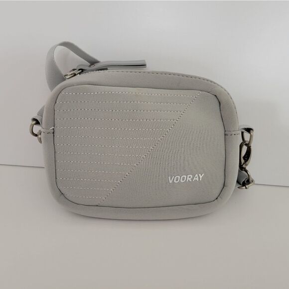 " VOORAY" Adjustable strap mini purse Lt gray Pre-owned - Picture 1 of 6